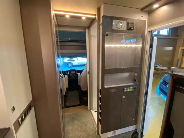 HYMER-ERIBA Future 430 T 